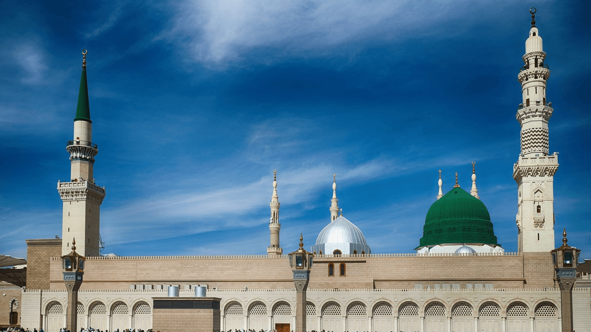 ওমরাহ প্যাকেজ বুকিং ও সৌদি ভ্রমণ নিয়ে তথ্য