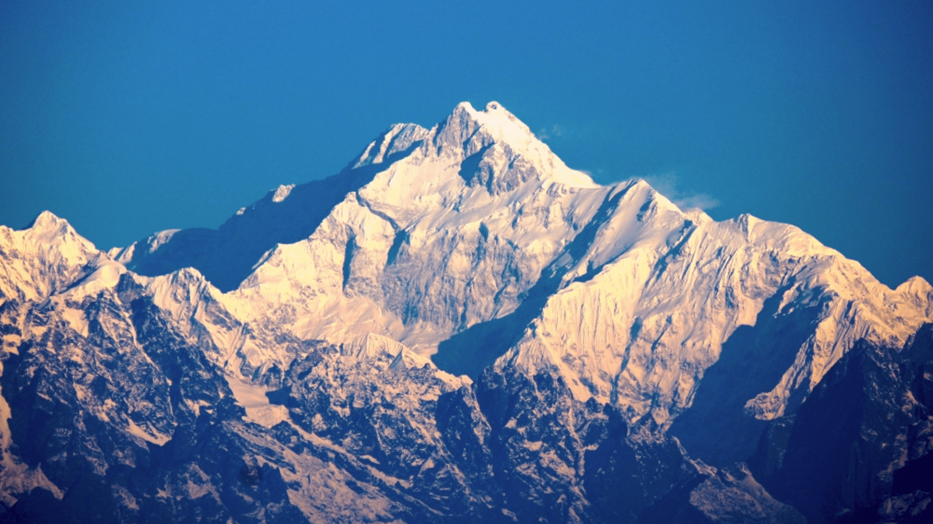 দার্জিলিং ভ্রমণ: হিমালয়ের আঞ্চলিক রাজ্যের সেরা হোটেল সমূহ