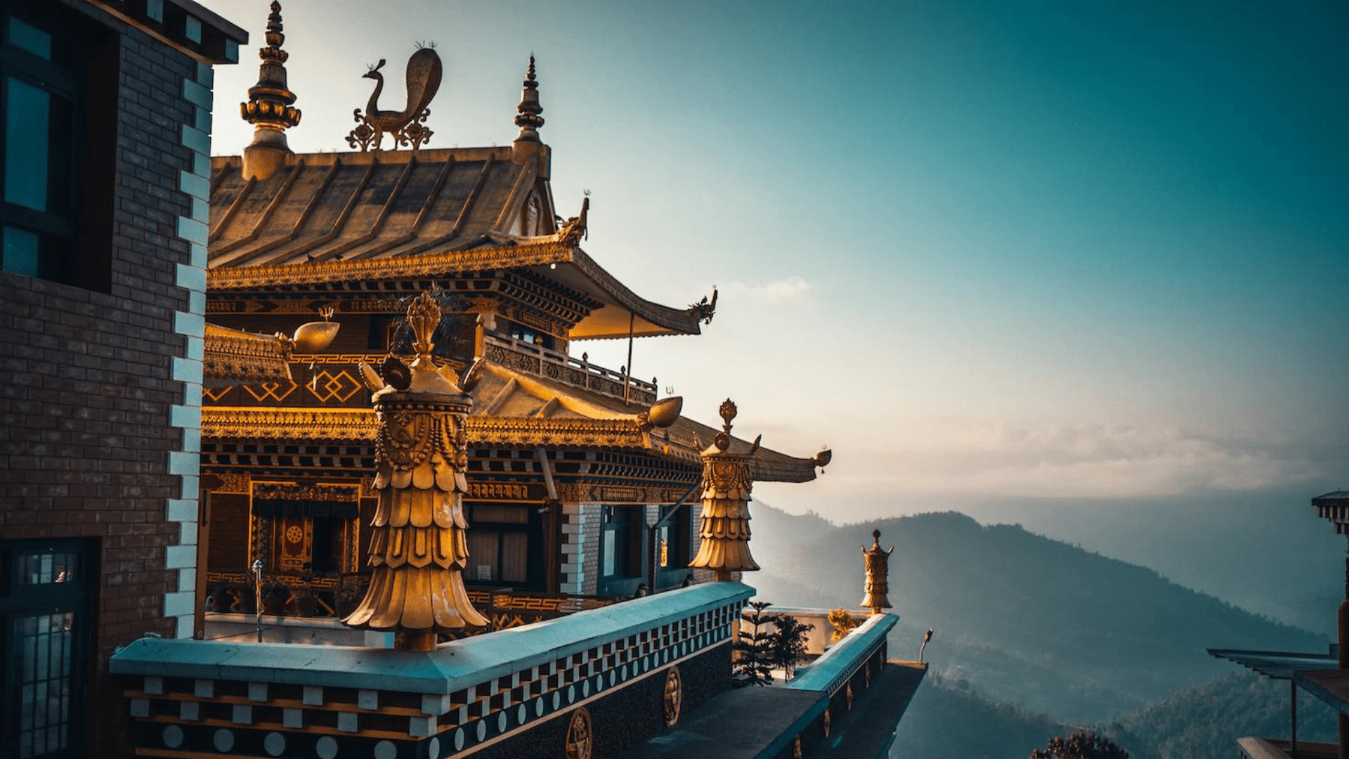 Exploring Kathmandu and Beyond: Flights, Accommodations, and Adventures in Nepali Cities