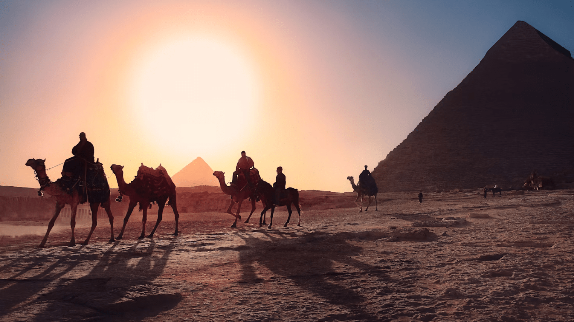 মিশর ভ্রমণ: ঘুরে আসুন প্রাচীন সভ্যতার দেশে