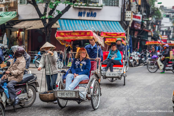 source: vietnamtour (cycle or rickshaw ride - things to do in Hanoi)