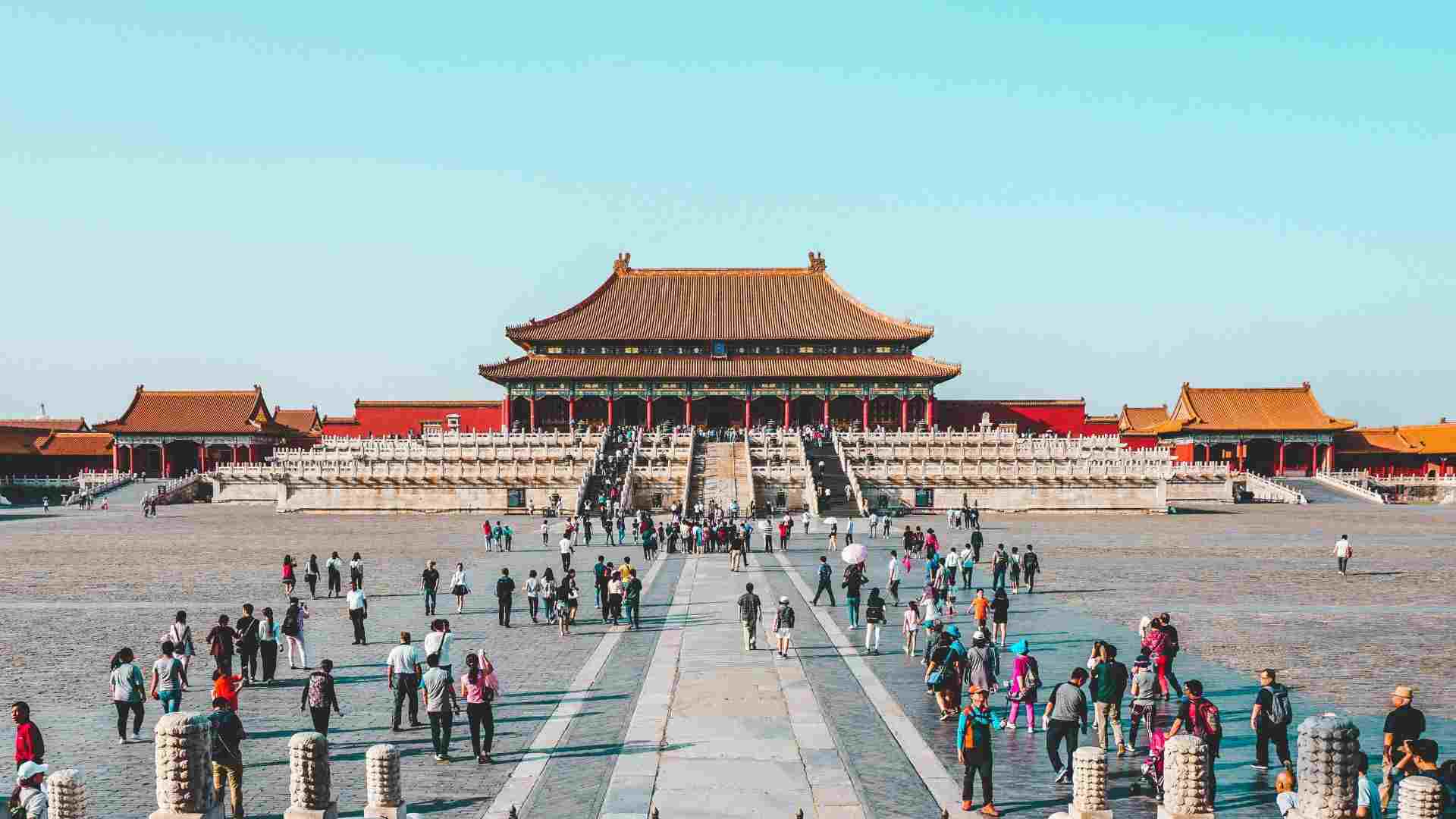 Explore the Best Of China: Your Flight and Hotel Experience Through Its Rich Landscape