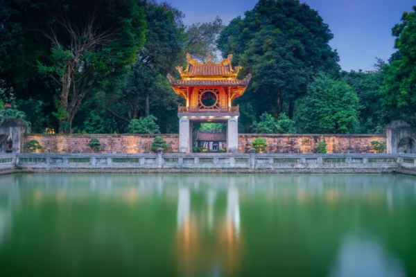 (Visit the Temple of Literature - Things to do in Hanoi)