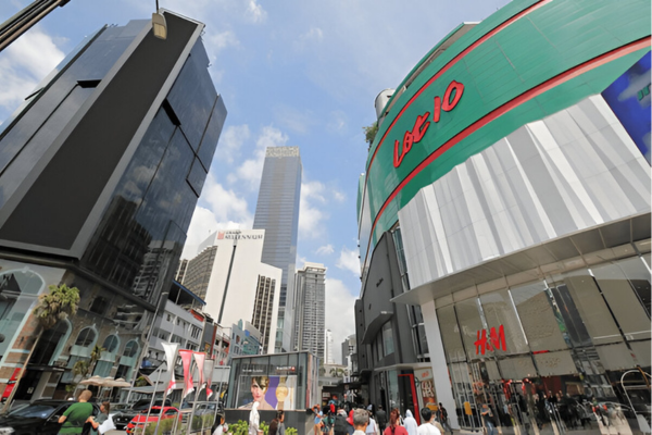 Lot 10 in Kuala Lumpur provides a unique experience to shopaholics.