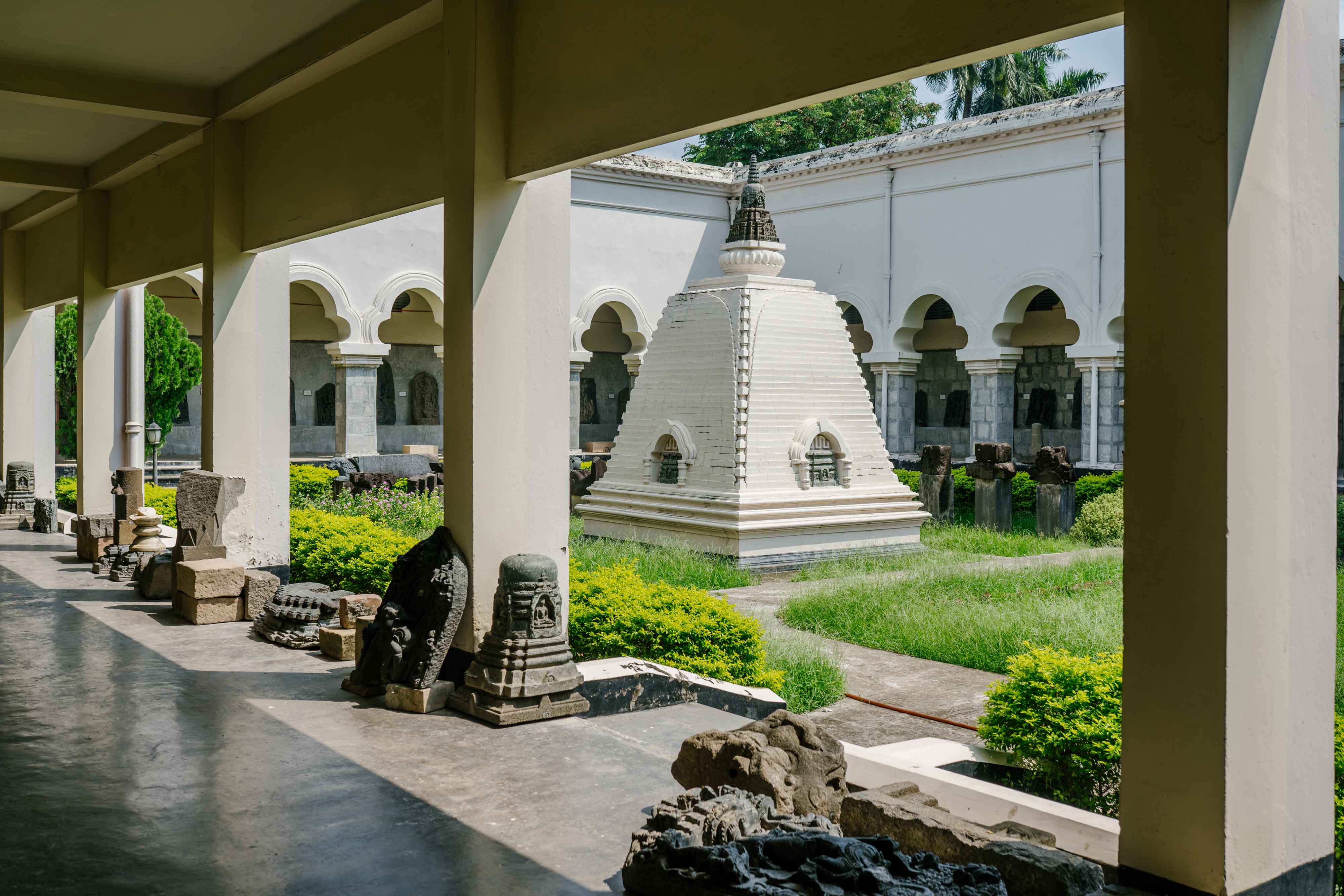 Varendra Museum - Otithi