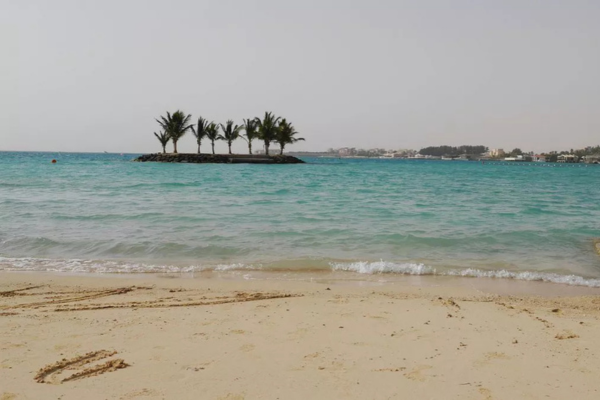 Silver Sands Beach in the morning. (credits: KSA Directoty)